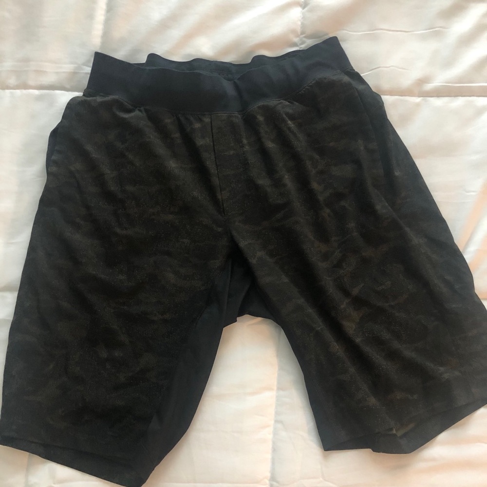 Lululemon THE Shorts 11” Camo
